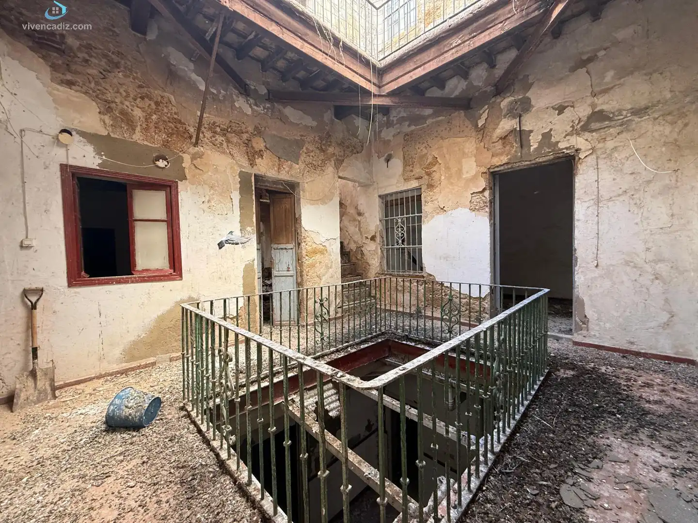 Gebäude zum Verkauf in Puerto Real