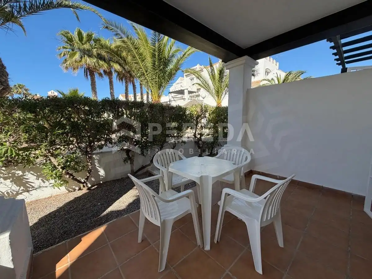 Terraza de Apartamento en venta en Roquetas de Mar con Aire acondicionado, Jardín privado y Terraza