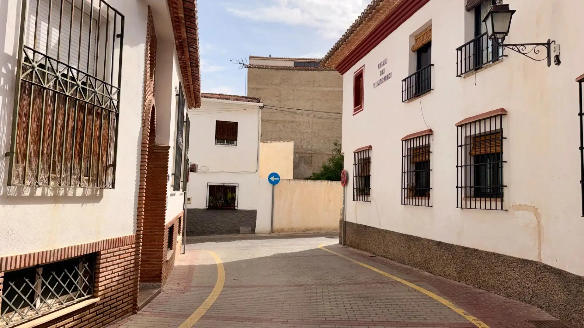 Garage zur Miete in Calle REAL, La Zubia Ciudad
