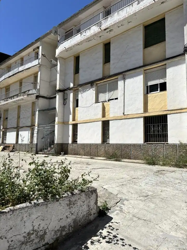 Flat for sale in De Blas Infante 16