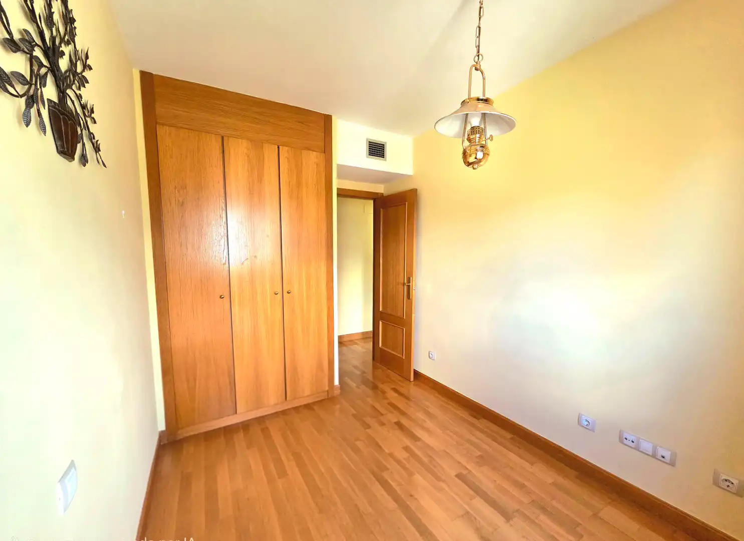 Habitación de Piso en venta en Madrid con Aire acondicionado, Calefacción y Jardín privado