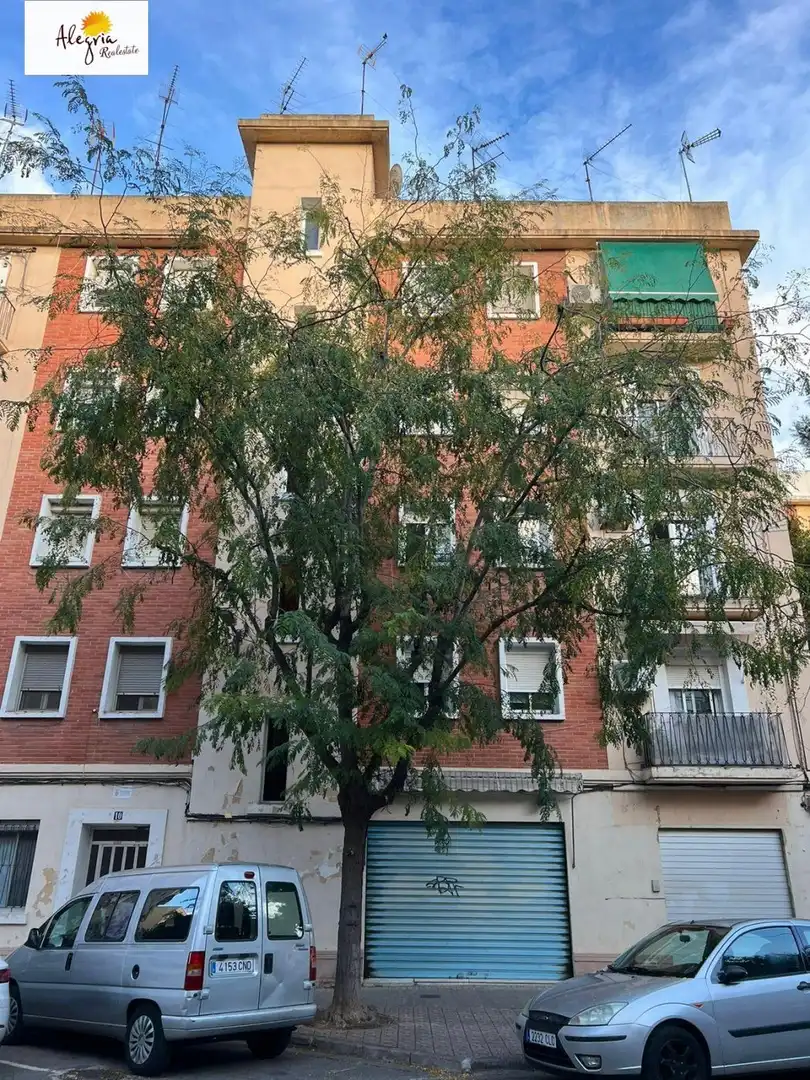 Außenansicht von Wohnung zur Miete in Xirivella mit Klimaanlage, Möbliert und Balkon