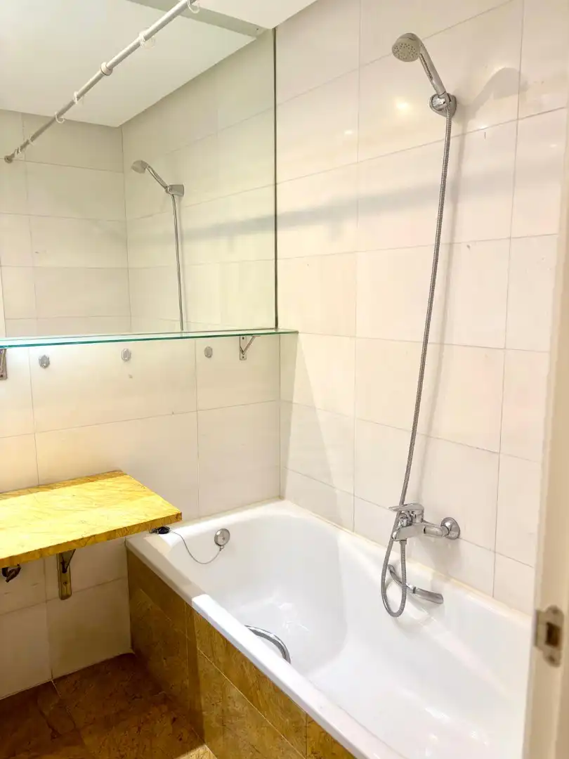 Flat for rent in Avenida del Padre Isla, Centro Ciudad