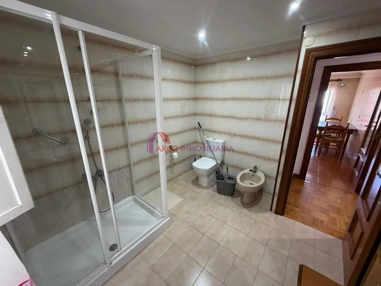Piso en venta en Burgos con Calefacción, Terraza y Amueblado
