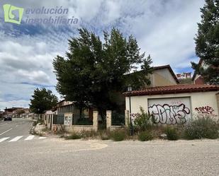 Exterior view of Single-family semi-detached for sale in Cardeñadijo