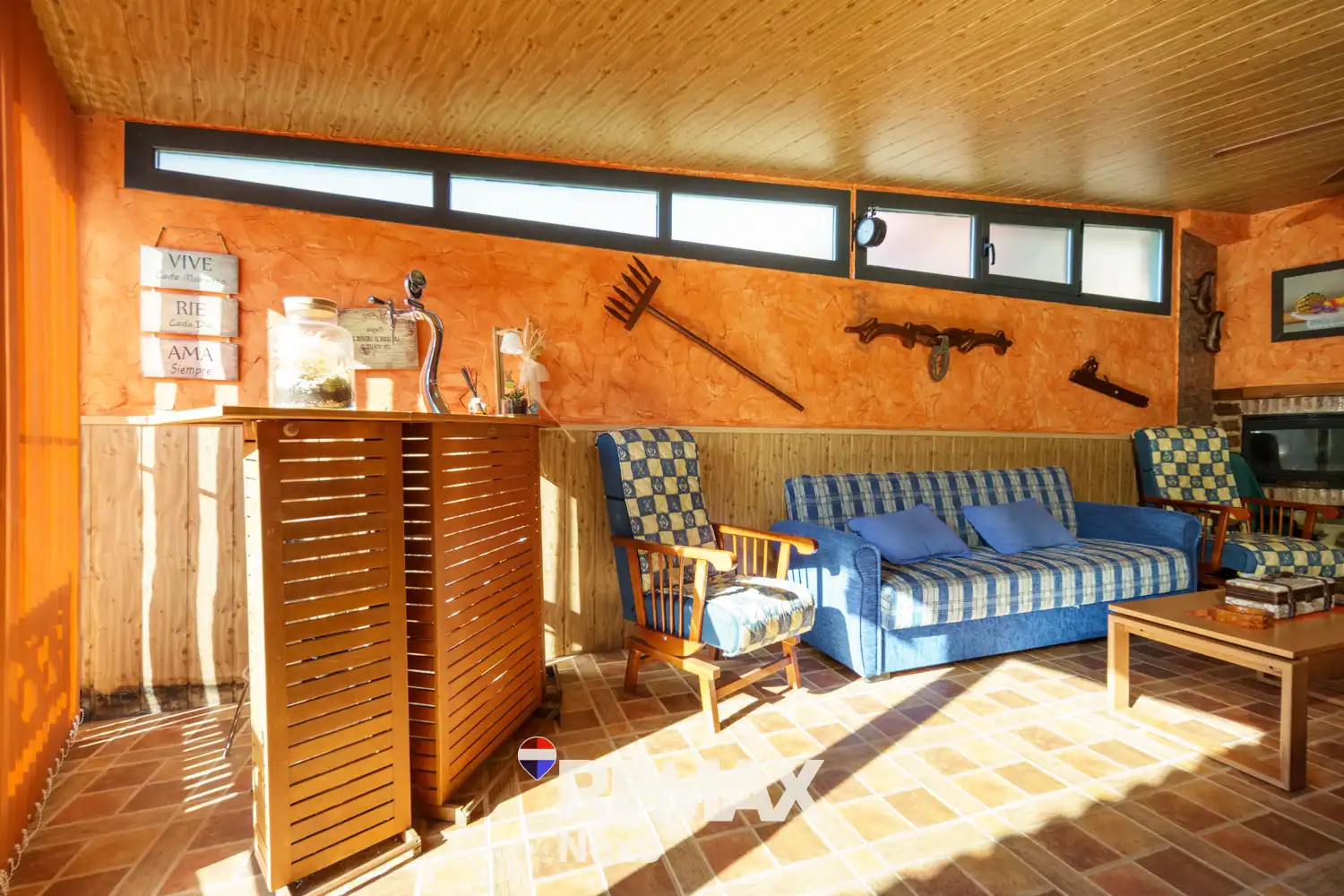 Sala de estar de Casa adosada en venta en Cigales con Calefacción, Jardín privado y Terraza