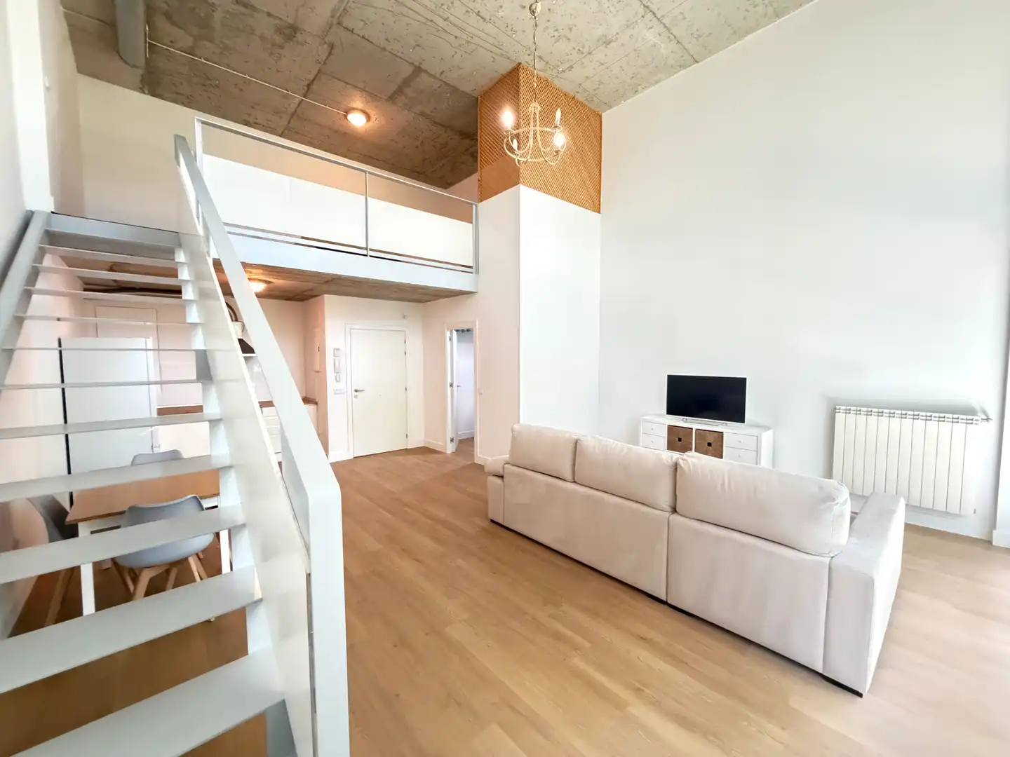 Wohnzimmer von Maisonette zum Verkauf in Camarma de Esteruelas mit Klimaanlage, Heizung und Terrasse