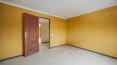 Foto 4 de Casa adosada en venta en Mesa de Lora (de la), Lora del Río, Sevilla
