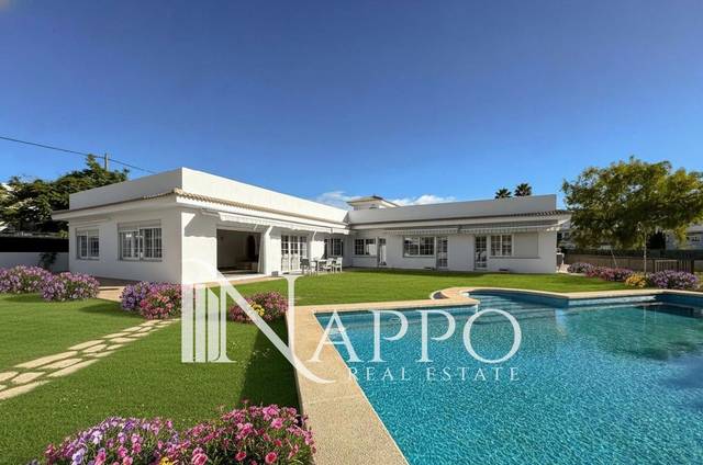 Casa-chalet en Venta en PUIG CASTELLET en Santa Ponça