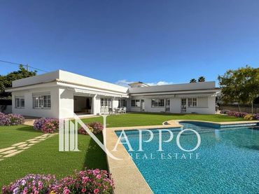 Casa con piscina in vendita a PUIG CASTELLET