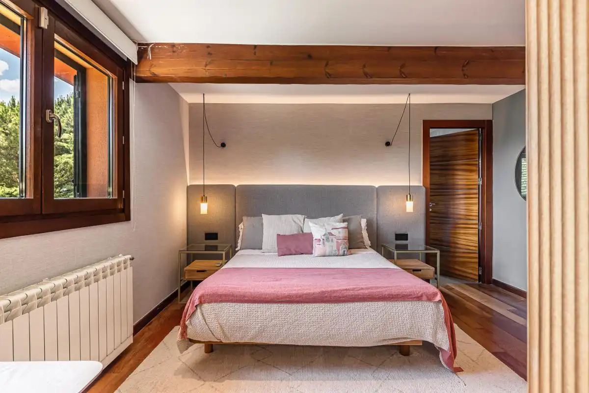 Bedroom of Detached homes for sale in Boadilla del Monte  with Air Conditioner, Heating and Private garden