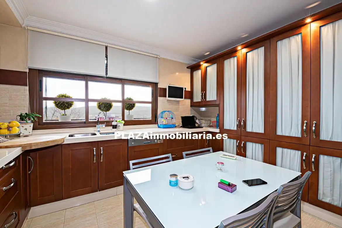 Cocina de Casa o chalet en venta en Lucena con Aire acondicionado, Trastero y Piscina