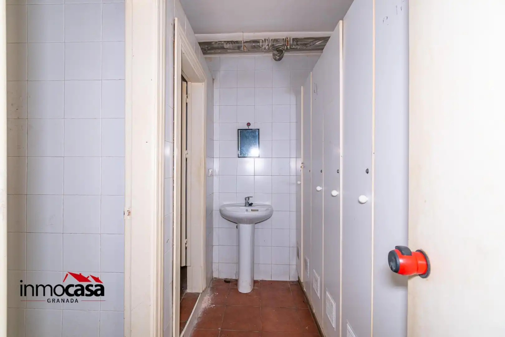 Badezimmer von Fabrikhallen zur Miete in Ogíjares mit Heizung