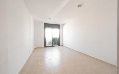 Flat for sale in Constantí  with Storage room, Balcony and Alarm