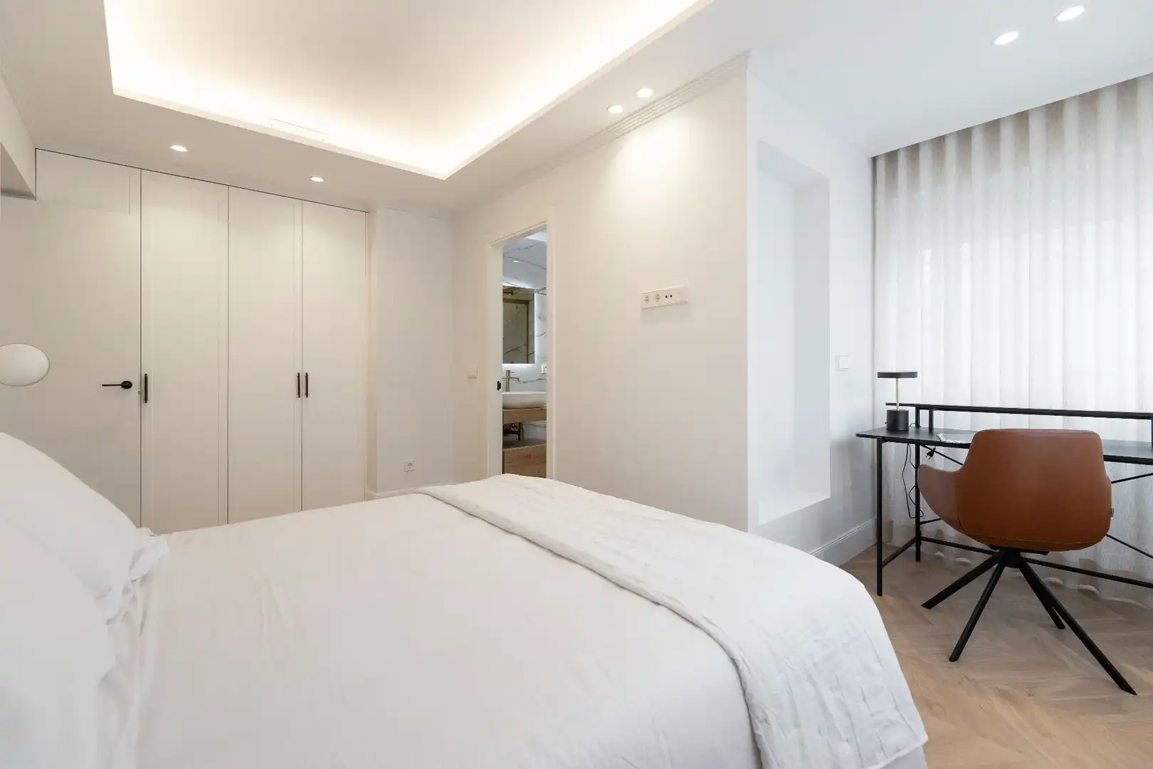 Bedroom of Flat for sale in Barrio de Salamanca