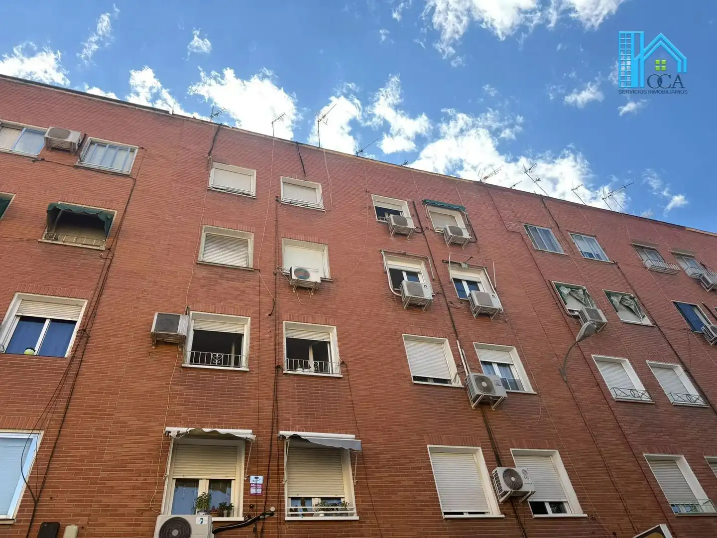 Vista exterior de Piso en venta en Madrid con Aire acondicionado y Amueblado