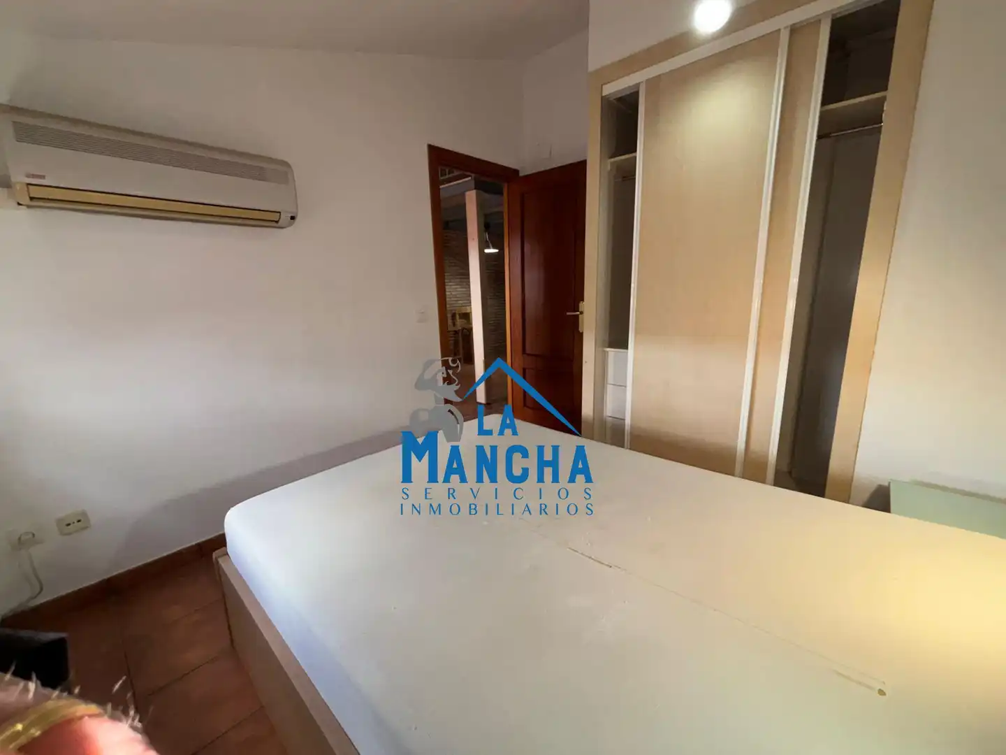 Habitación de Ático en venta en Albacete con Aire acondicionado, Calefacción y Terraza