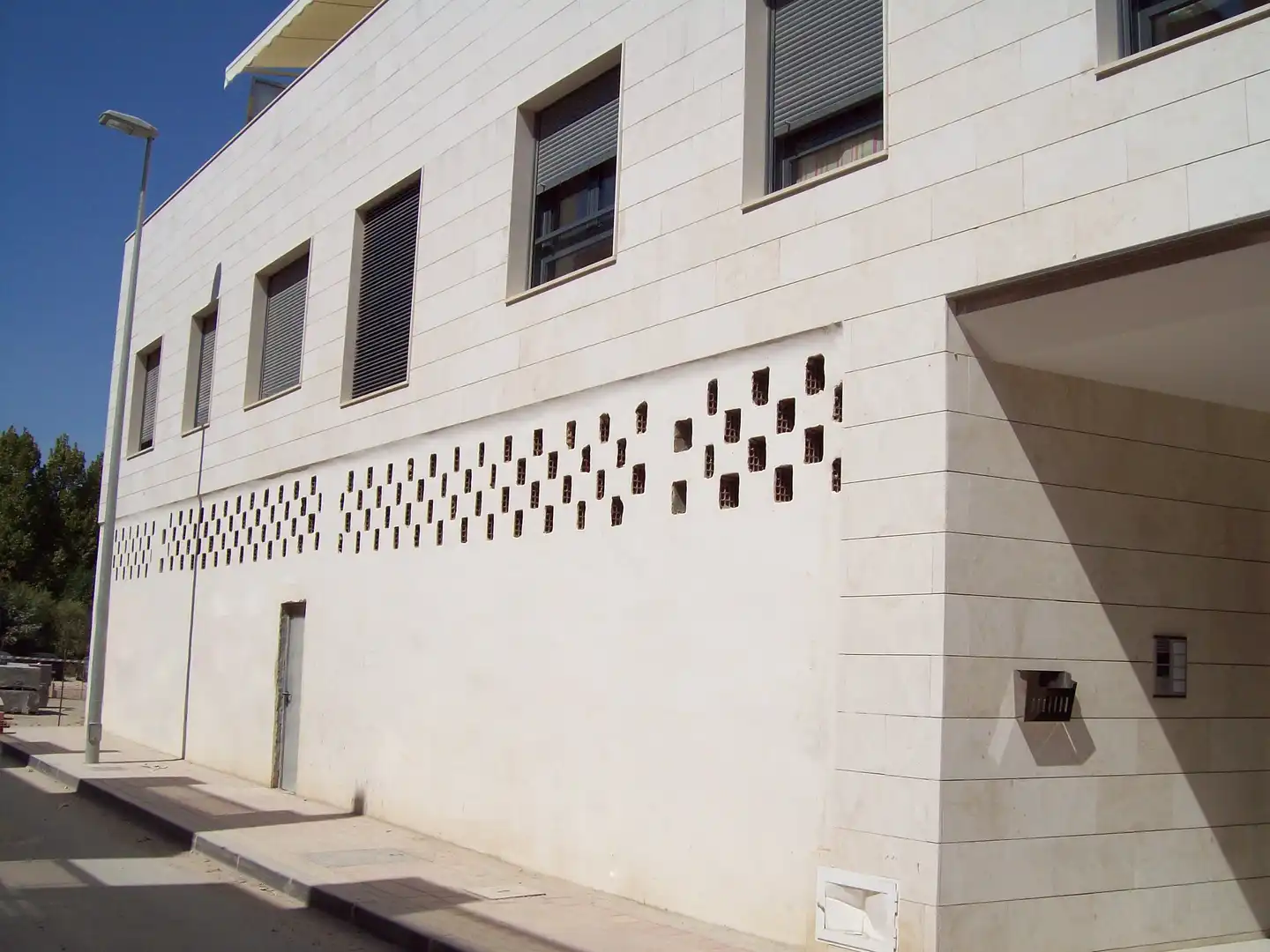 Vista exterior de Local en venta en Murcia