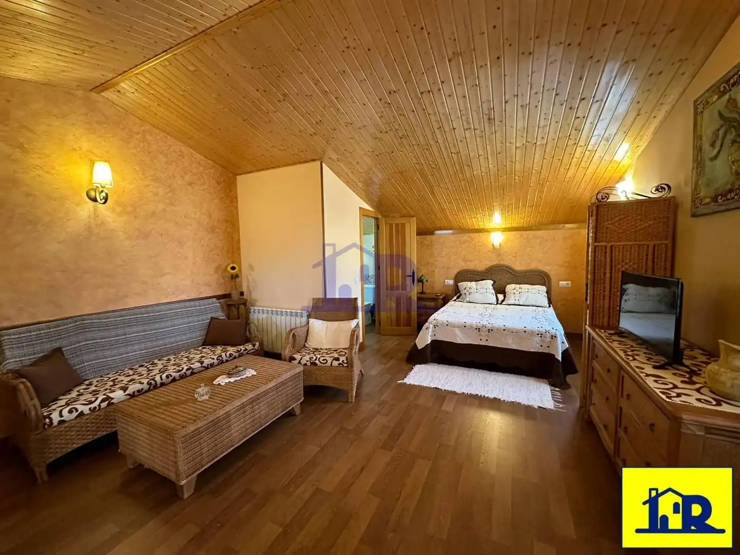 Bedroom of Houses for sale in Villar de Olalla  with Heating, Terrace and Storage room