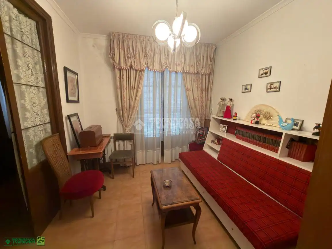 Sala de estar de Casa adosada en venta en Huerta de Valdecarábanos con Calefacción y Terraza