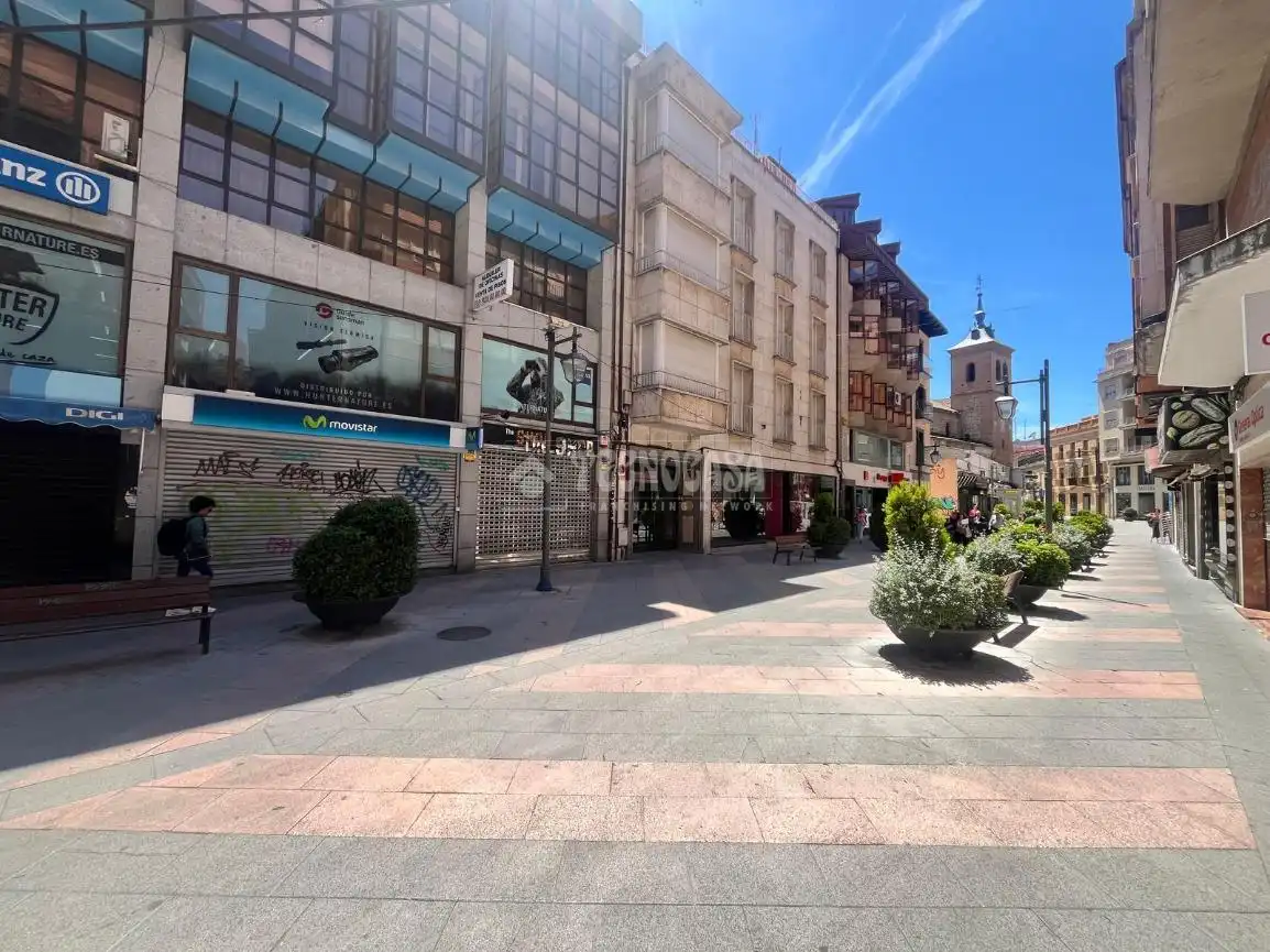Vista exterior de Piso en venta en Talavera de la Reina con Amueblado