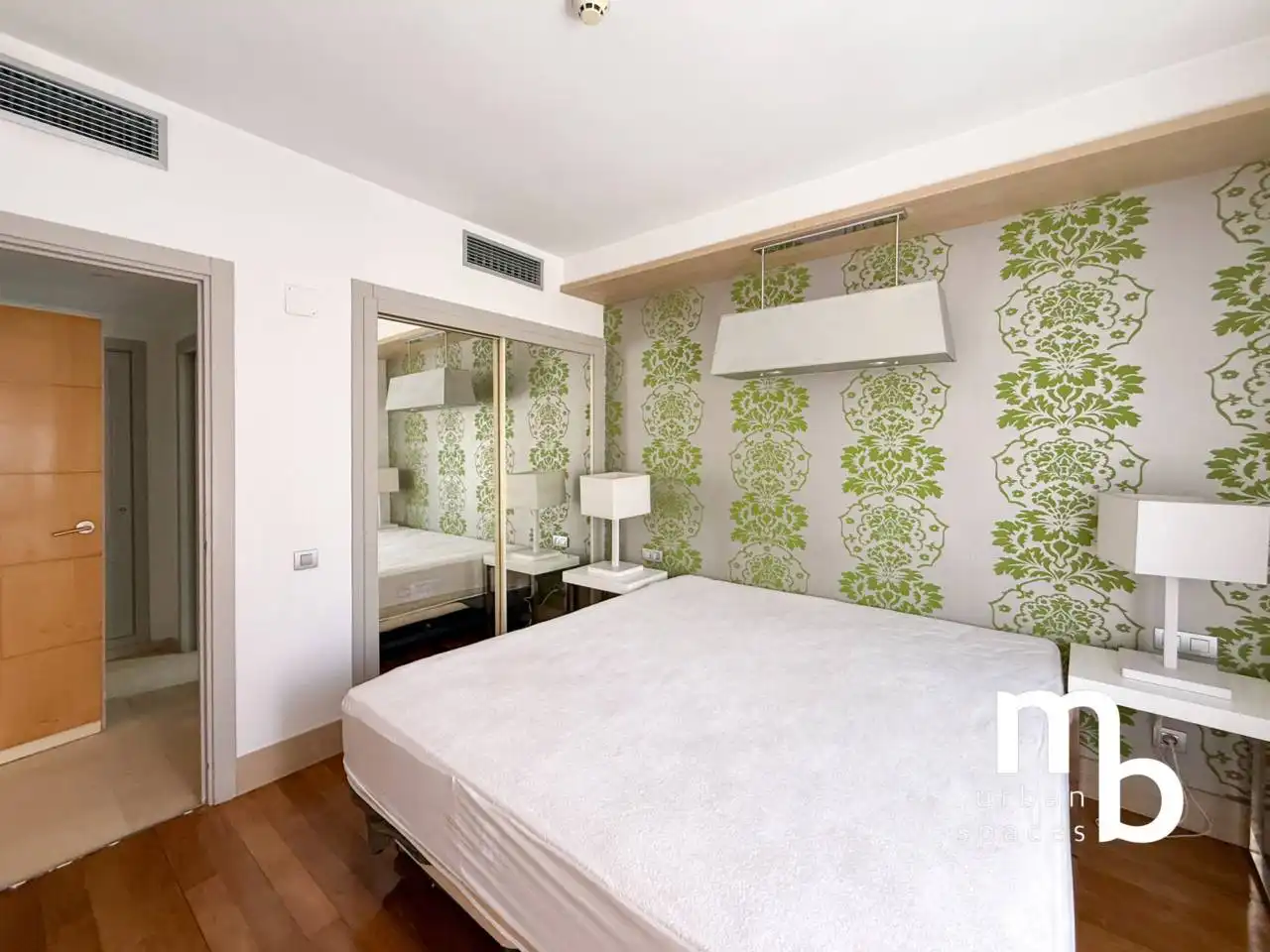 Schlafzimmer von Wohnung zur Miete in Madrid mit Klimaanlage und Möbliert