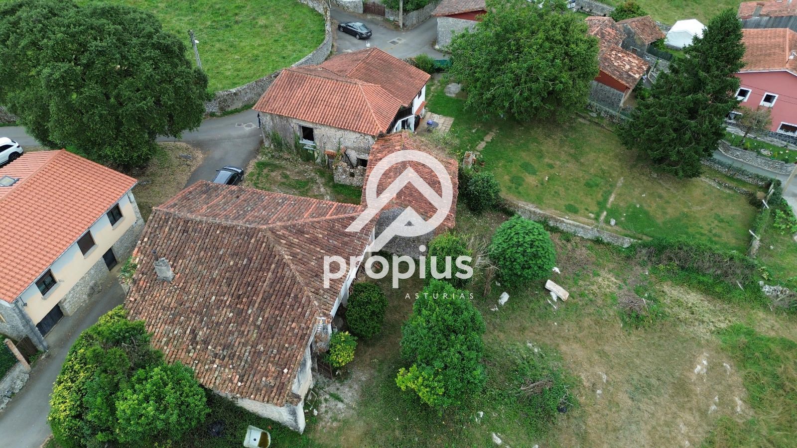 Casa adosada en venda a PARRES, Celorio - Poó - Parres