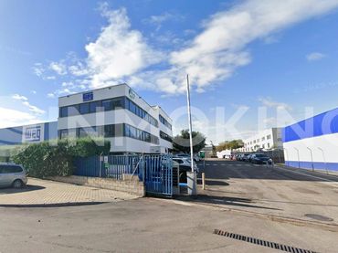 Industrial building to rent in Calle de Tierra de Barros 5-7