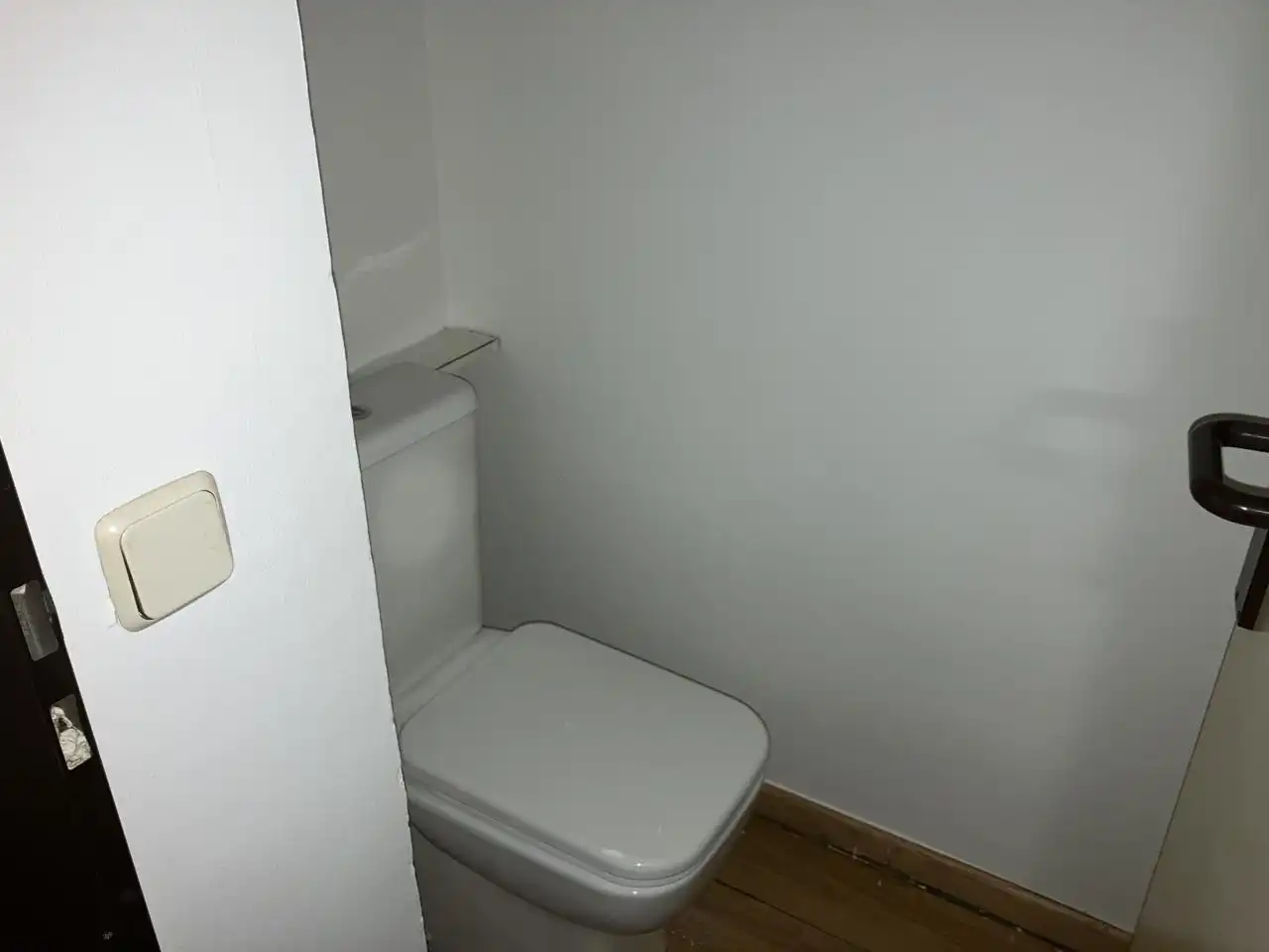Baño de Nave industrial en venta en Madrid