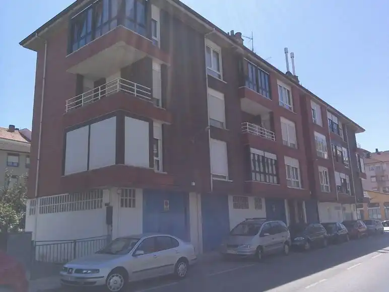 Exterior view of Flat for sale in Colindres