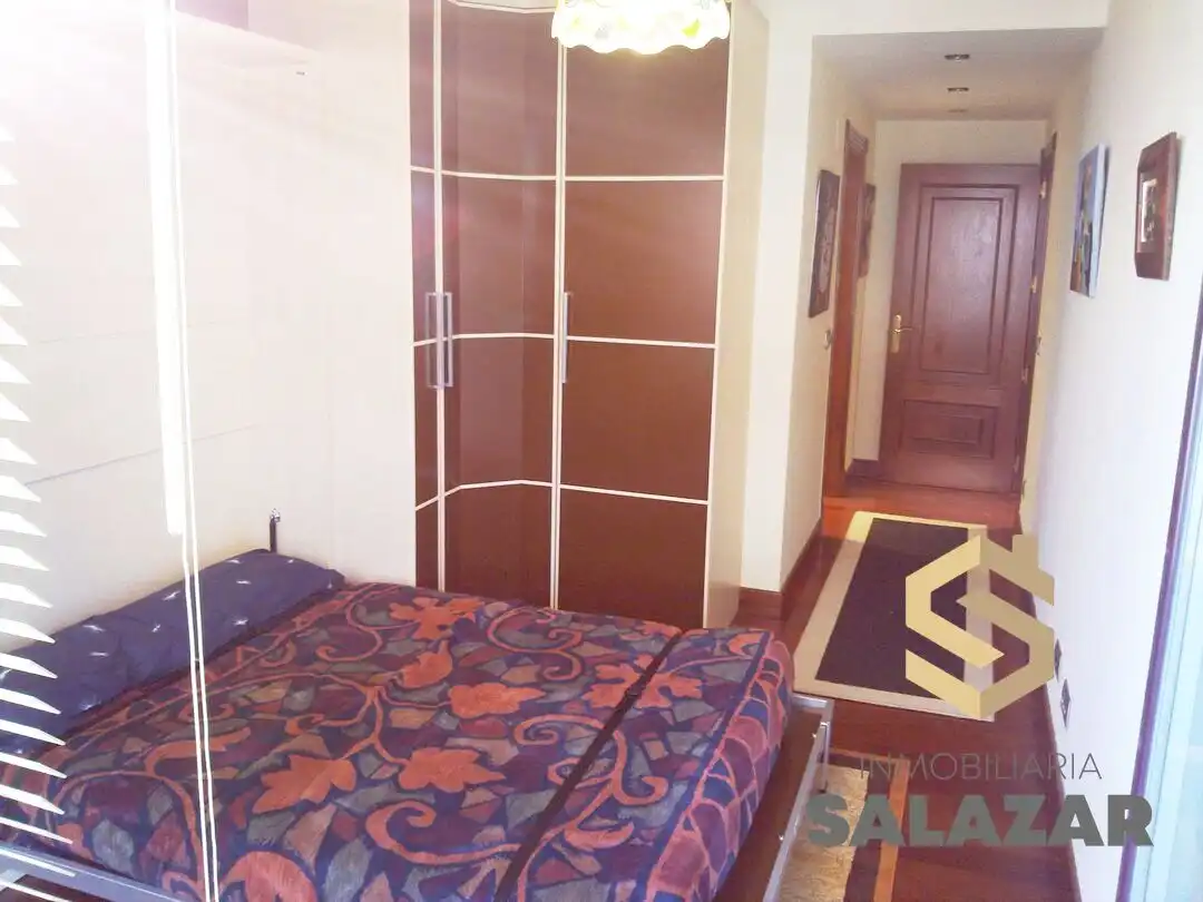 Bedroom of Flat for rent in Santurtzi   with Heating and Terrace