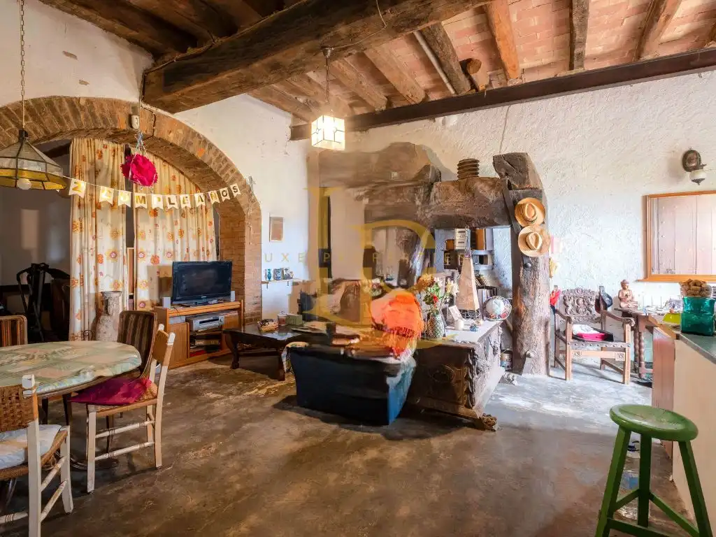 Sala d'estar de Finca rústica en venda en Rubí amb Calefacció, Jardí privat i Parquet