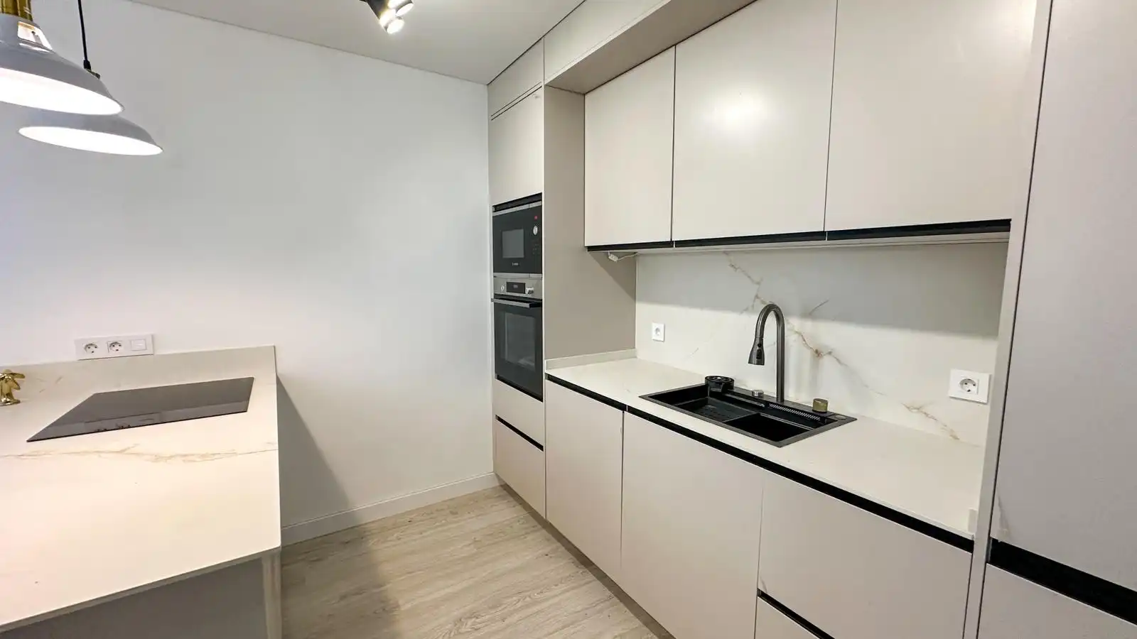 Apartament amb terrassa en venda a Playa del Acequión, Náufragos y Rocío del Mar, imagen 5