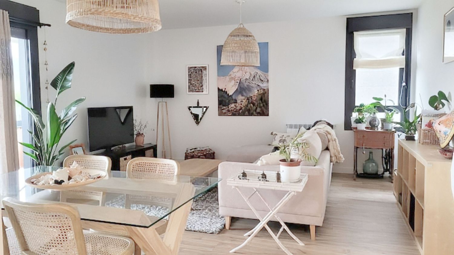 Sala de estar de Piso en venta en Vitoria - Gasteiz con Calefacción, Terraza y Trastero