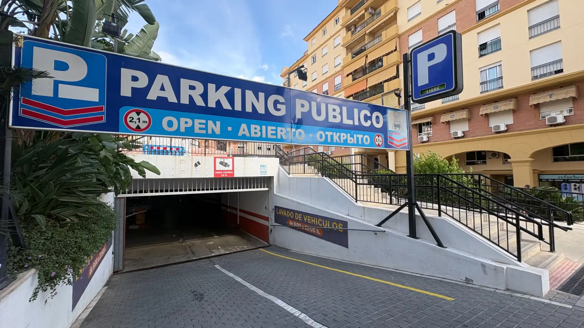 Parkplatz von Garage zur Miete in San Pedro de Alcántara