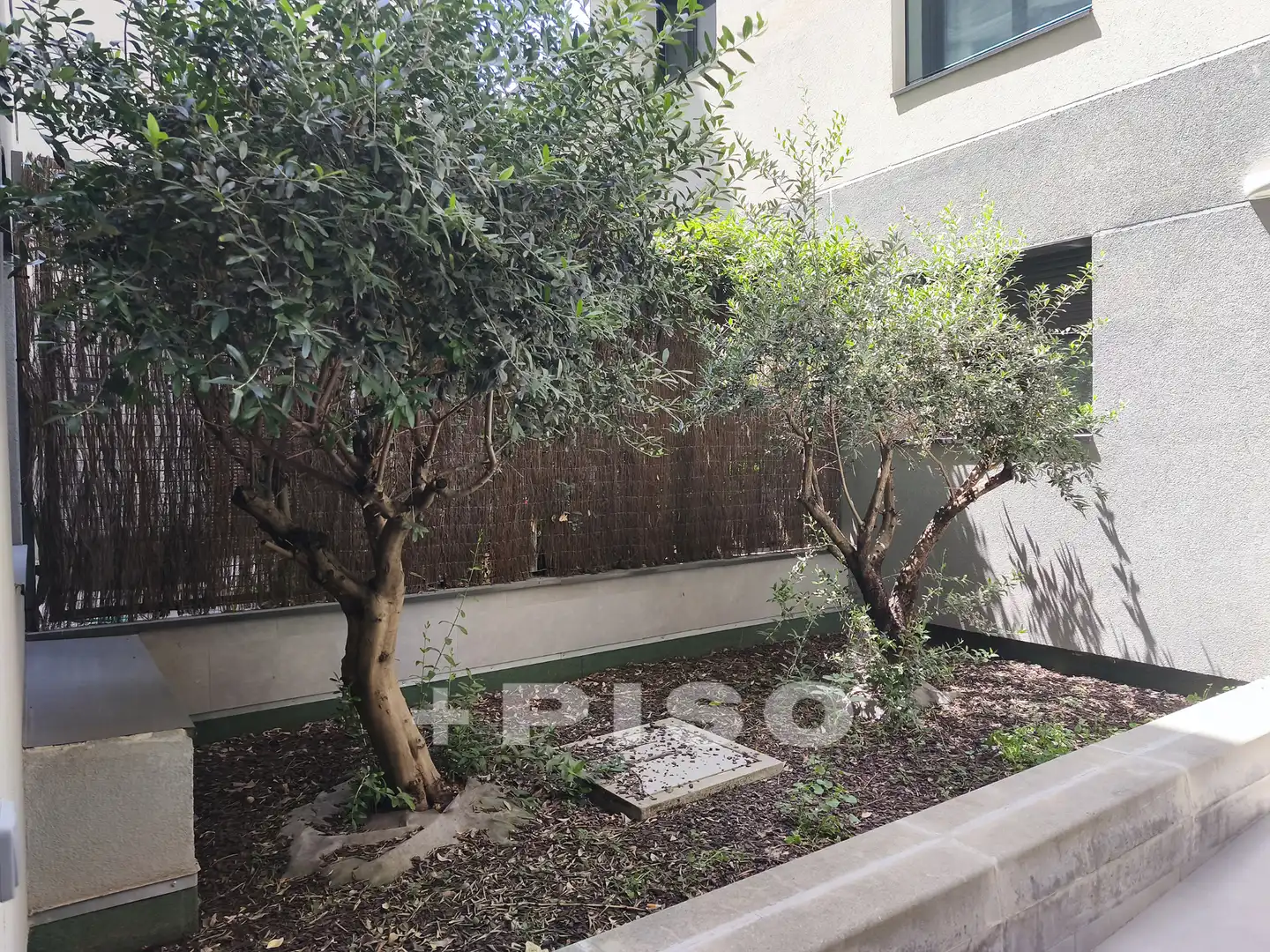 Jardí de Pis en venda en Madrid amb Aire condicionat, Calefacció i Jardí privat