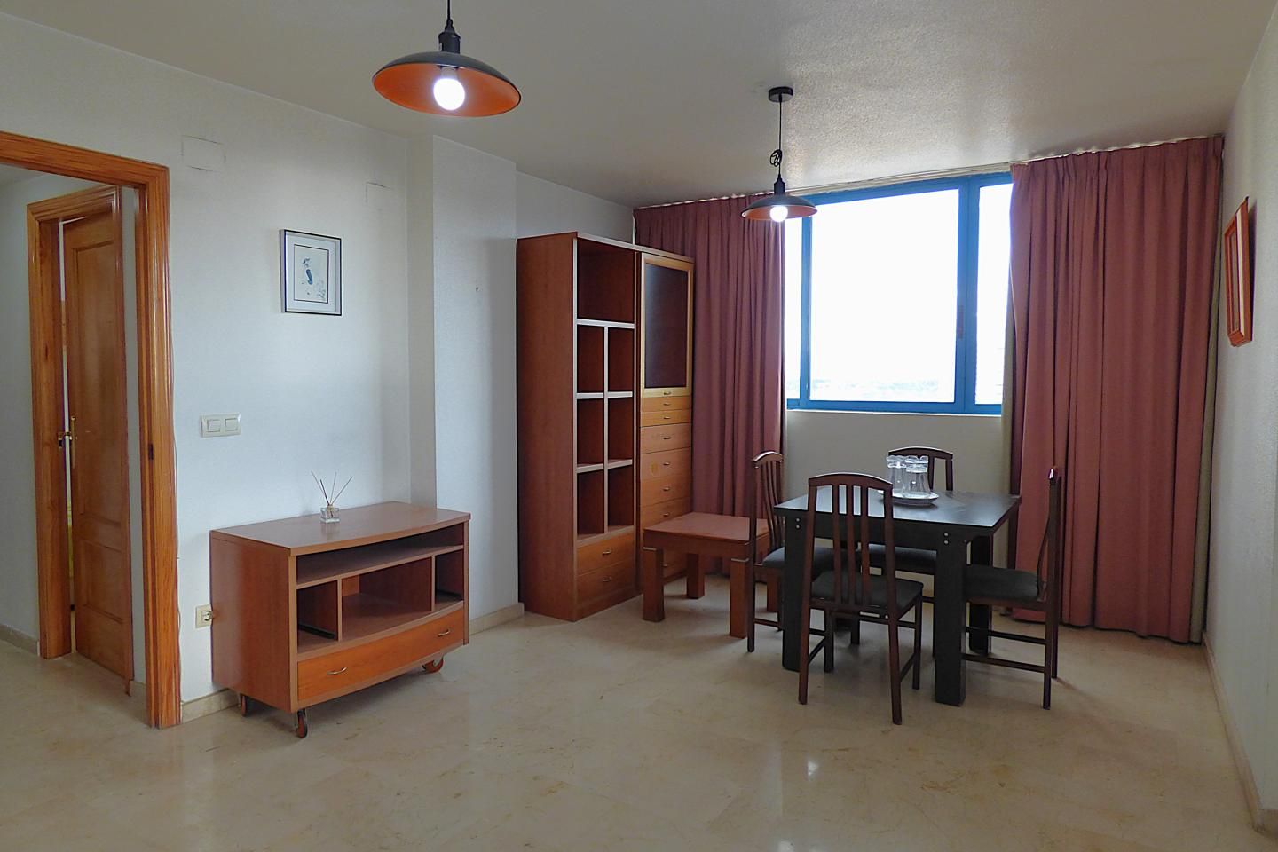 Sala d'estar de Pis en venda en Benidorm amb Piscina i Piscina comunitària