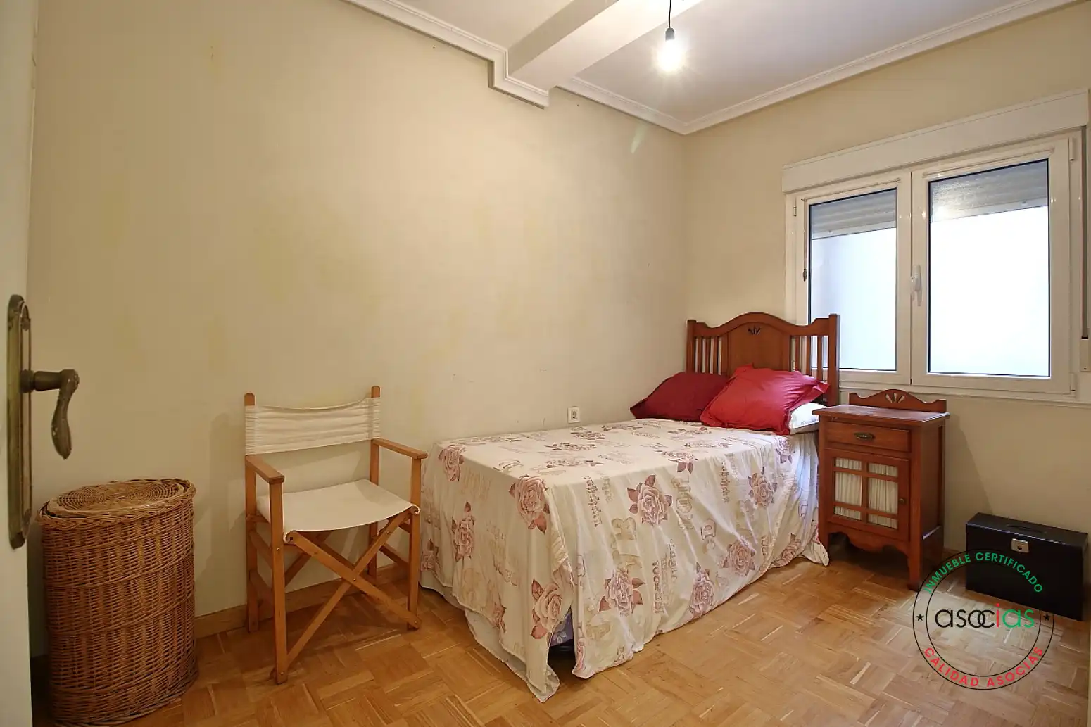 Habitación de Piso en venta en Gijón  con Calefacción y Parquet