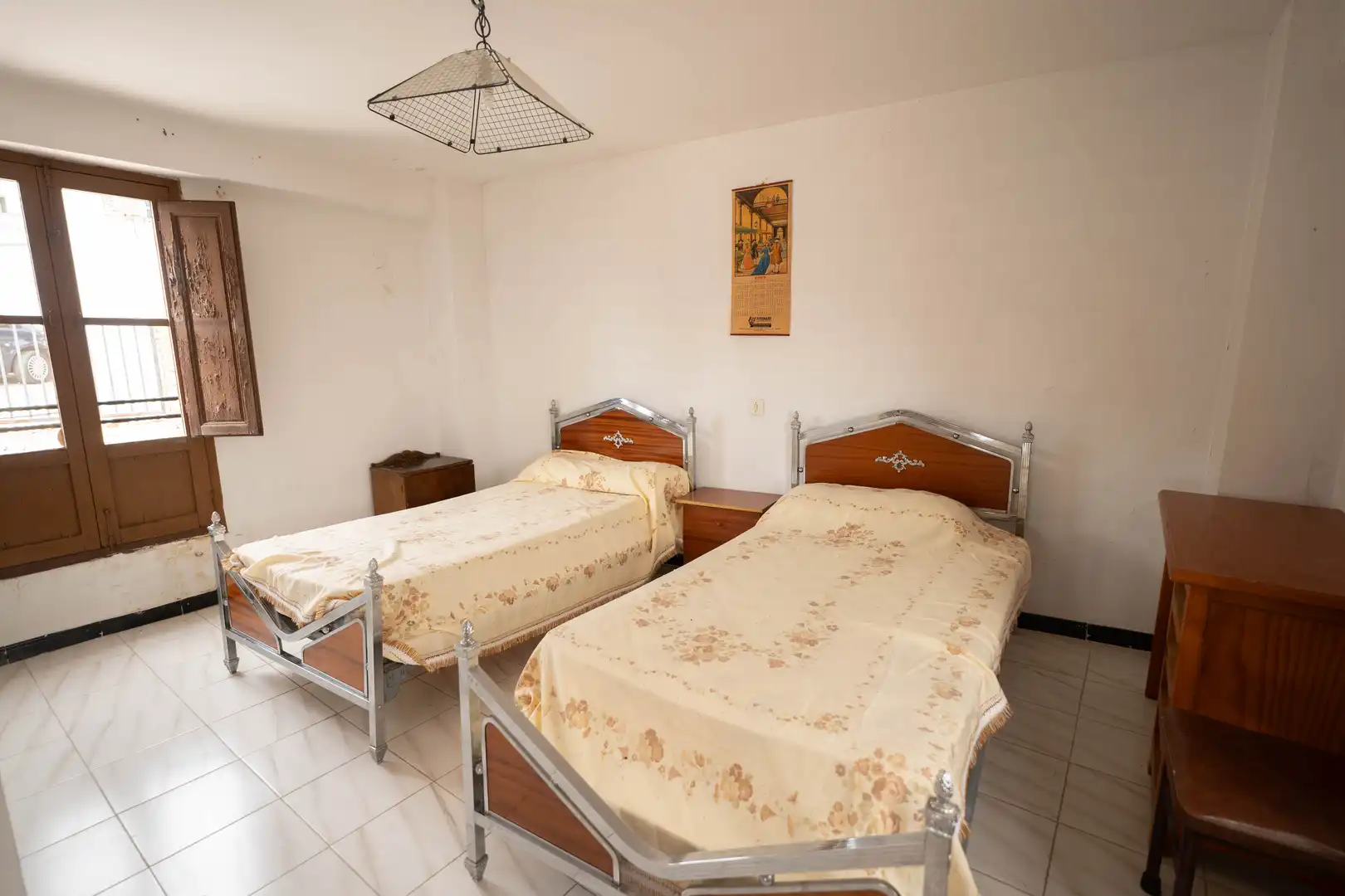 Schlafzimmer von Geschaftsraum zum Verkauf in Válor mit Terrasse und Möbliert