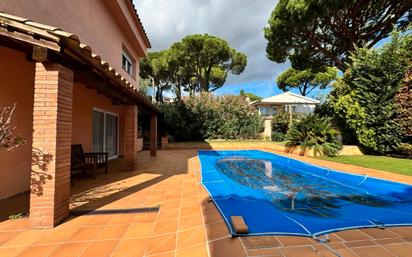 Jardí de Casa o xalet en venda en Mont-ras amb Calefacció, Jardí privat i Terrassa