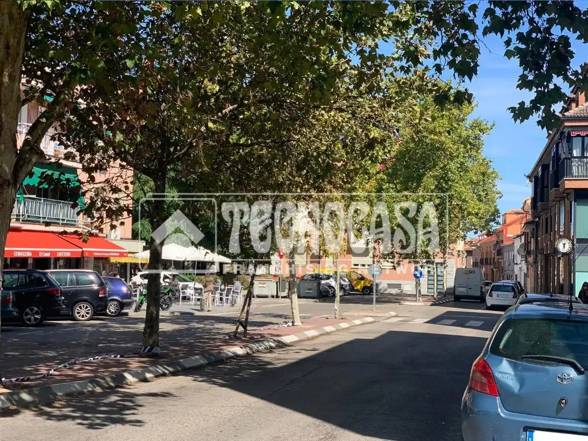Exterior view of Garage for sale in Madrid