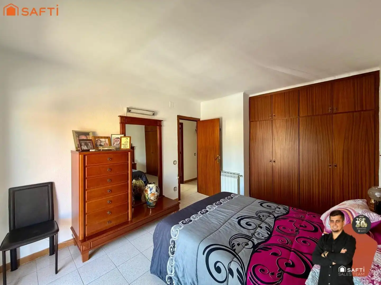 Habitación de Casa o chalet en venta en Pineda de Mar con Terraza y Balcón