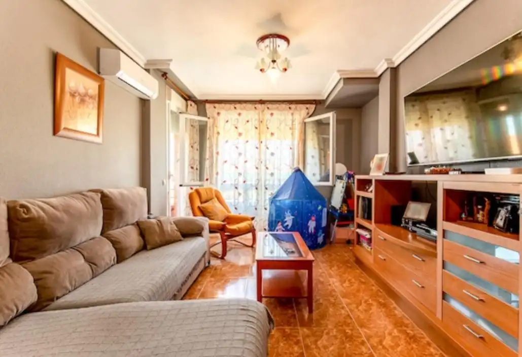 Sala d'estar de Àtic en venda en Torrijos amb Aire condicionat, Calefacció i Terrassa