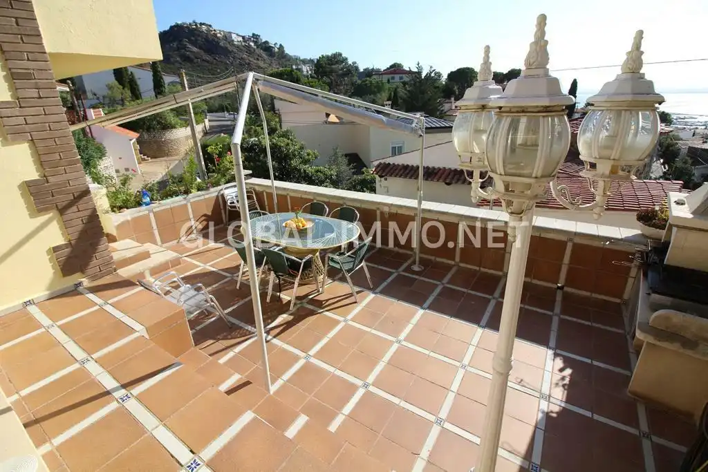 Terrassa de Casa o xalet en venda en Roses amb Aire condicionat, Calefacció i Jardí privat