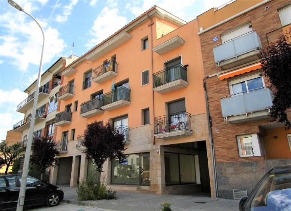 Vista exterior de Garatge en venda en Balenyà