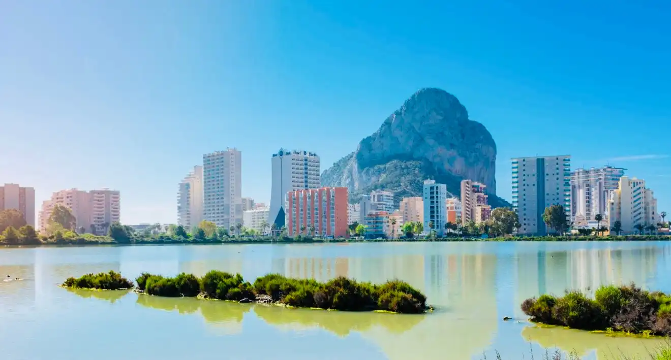 Vista exterior de Pis en venda en Calpe / Calp amb Aire condicionat, Calefacció i Terrassa
