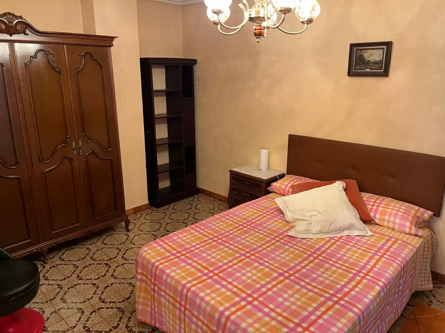 Schlafzimmer von Dachboden zum Verkauf in Monzón de Campos mit Heizung, Abstellraum und Möbliert