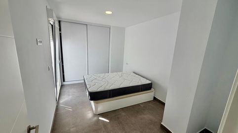 Foto 3 de Apartamento de alquiler en Los Almendros - El Limonero - El Tomillar, Málaga Capital