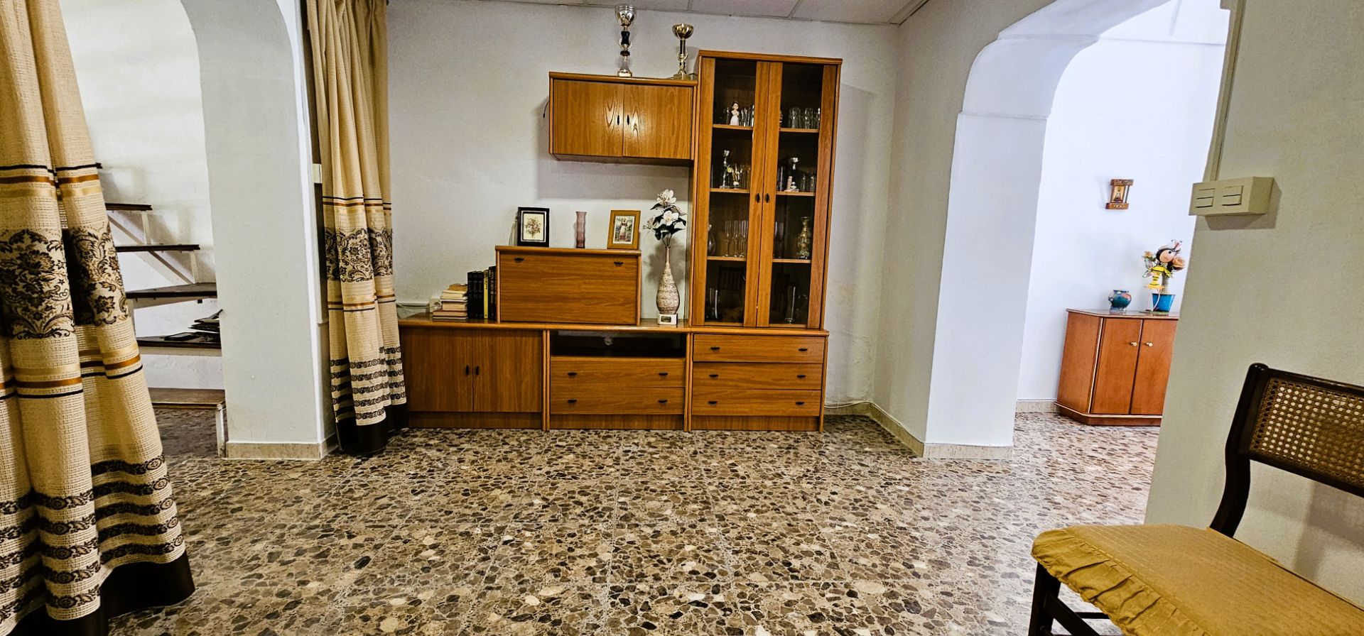 Sala d'estar de Casa adosada en venda en Totana amb Terrassa, Traster i Moblat
