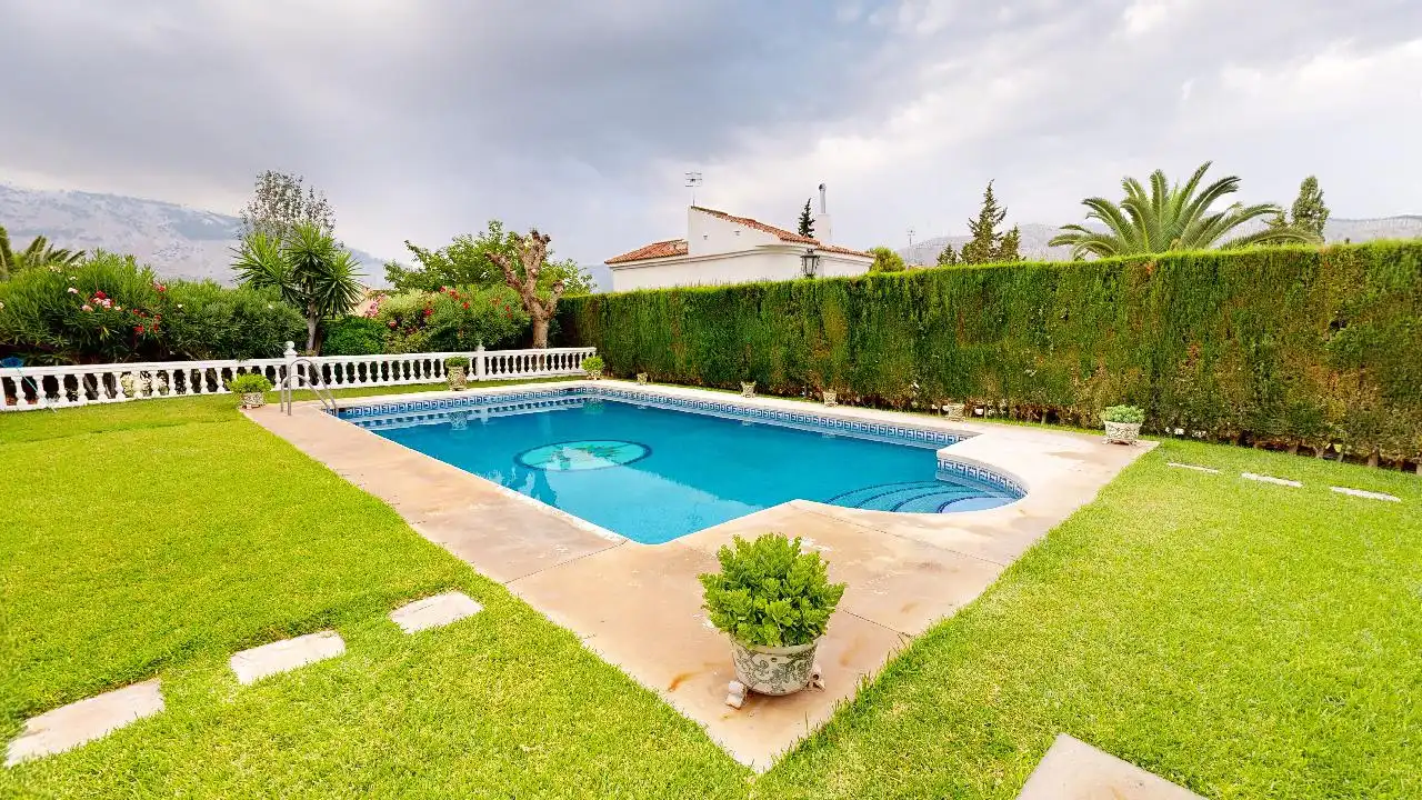 Xalet amb piscina en venda a Urb. Las Lomas, imagen 5